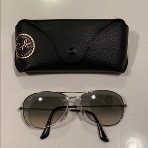 Rayban women’s sunglasses